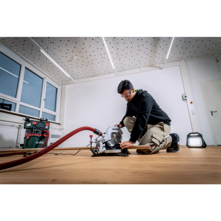 Metabo KS 216 M Φαλτσοπρίονο 216 mm 1100 W