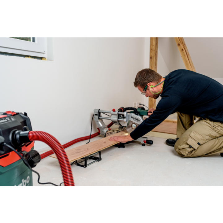 Metabo KGSV 216 MC Συρόμενο Φαλτσοπρίονο 216 mm 1200 W με PCL