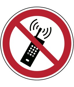 P013 - Απαγορεύονται τα ενεργοποιημένα κινητά τηλέφωνα