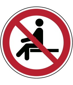 P018 - Μην κάθεστε